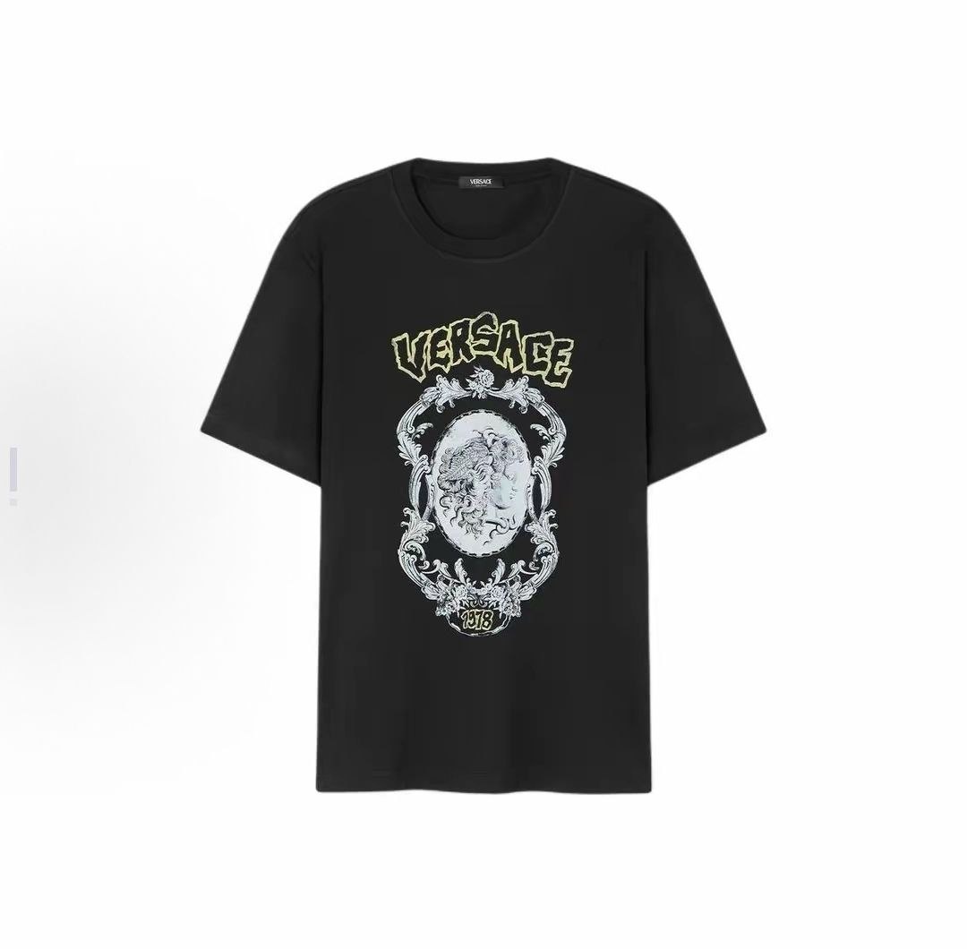 Versace  Versace