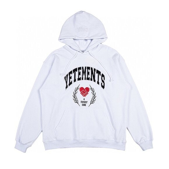  Vetements