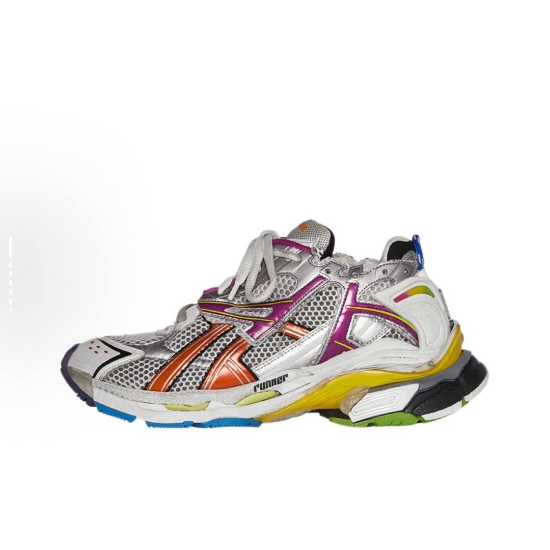  Balenciaga