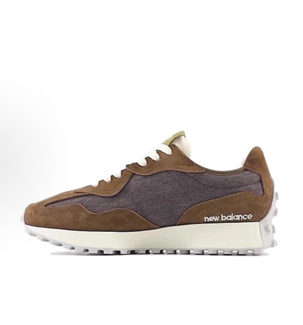 New Balance  New Balance